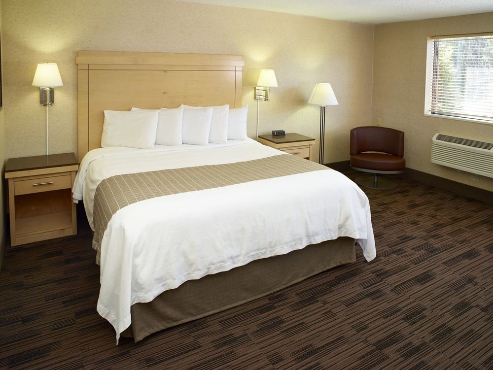 Livinn Hotel Minneapolis North / Fridley Exteriör bild