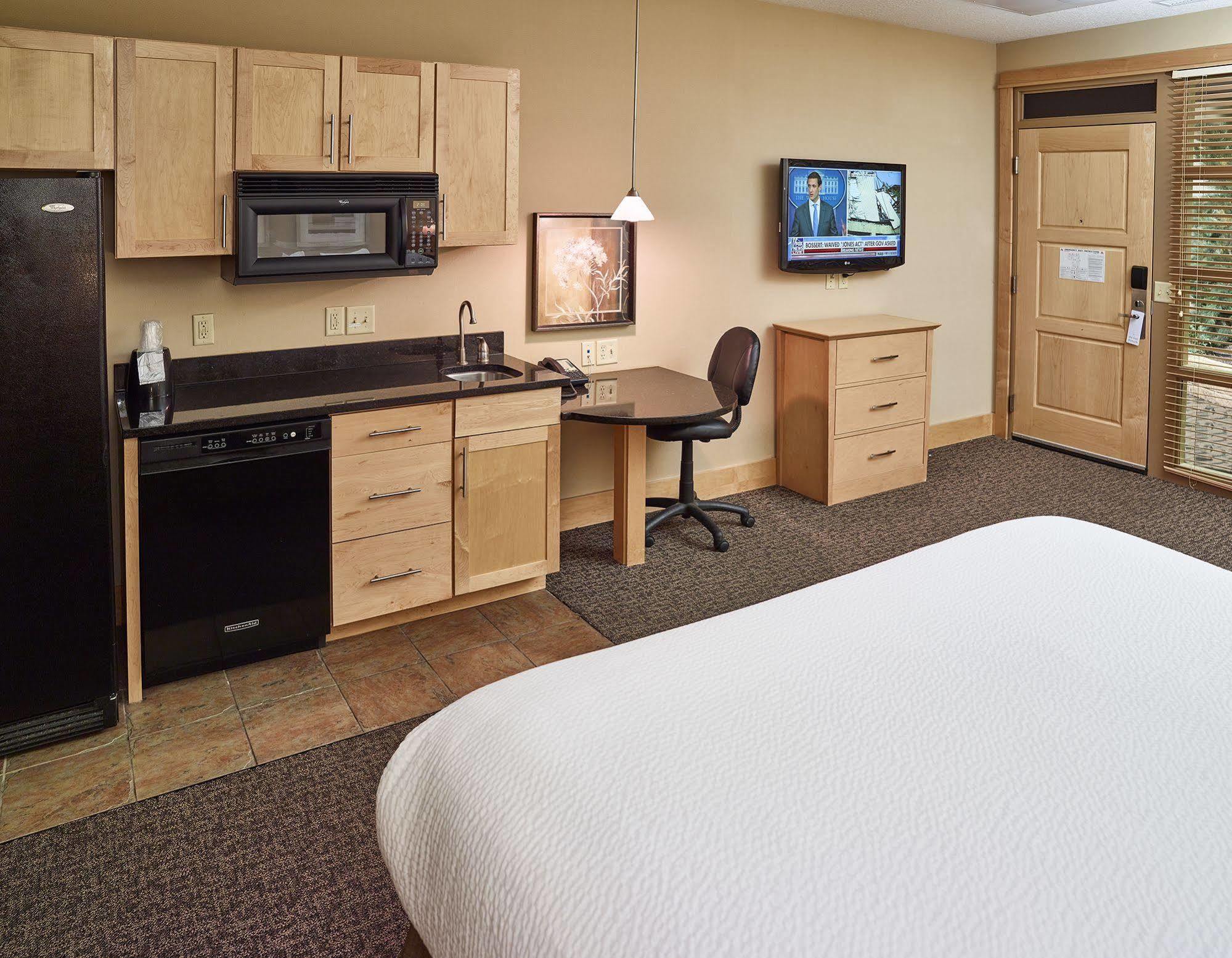 Livinn Hotel Minneapolis North / Fridley Exteriör bild